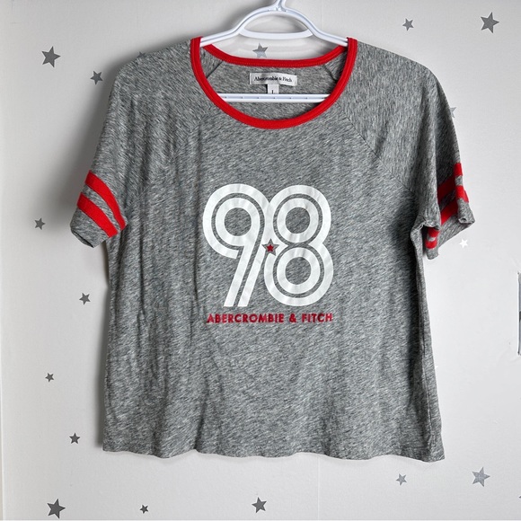 Abercrombie&Fitch Shirt Womens Large Gray Short Sleeve Tee 98 print 99% like new - Picture 1 of 6